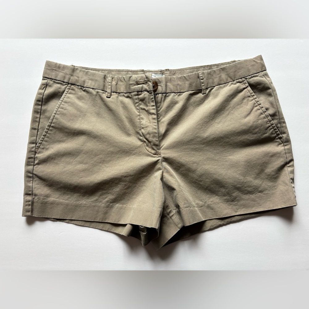 Gap Women’s Tan Shorts